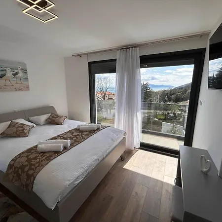 아파트 Agata 로브란