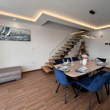 아파트 Agata 로브란