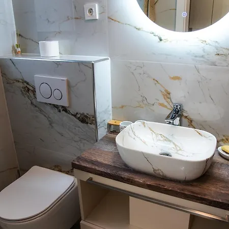 Agata Apartman