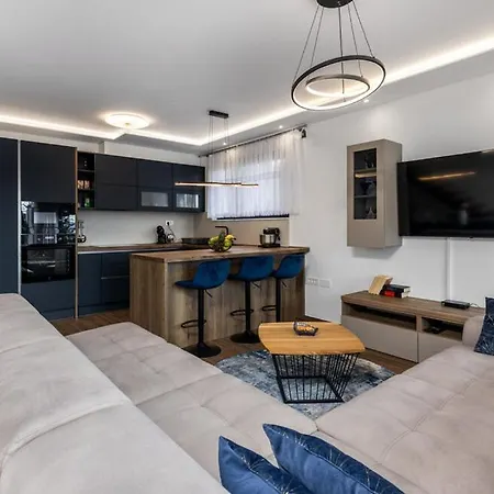 Διαμέρισμα Agata *