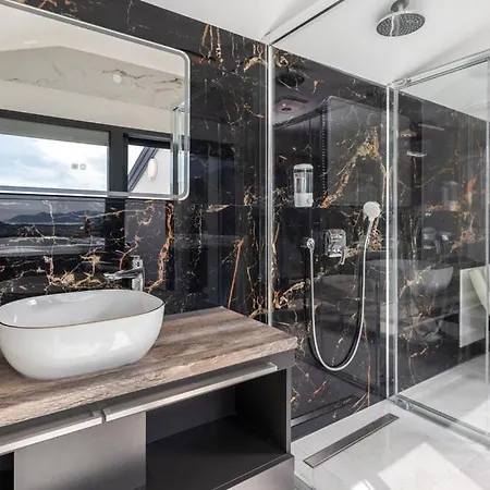 Agata Διαμέρισμα Lovran